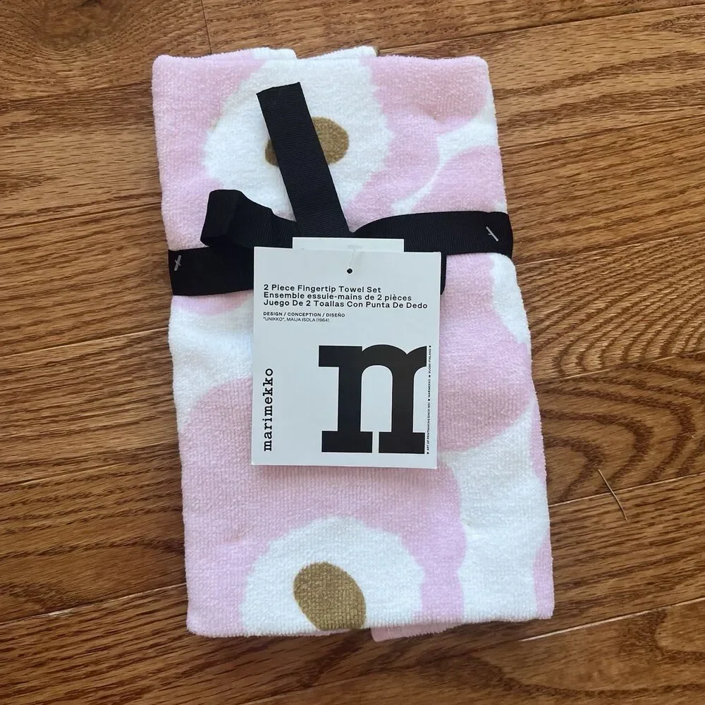 Marimekko Unikko 4 piece Towel Set Pink White Poppy Floral Bath Hand Fingertip